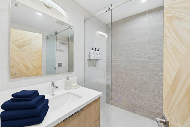 Photo - 2282 Whitney Ave