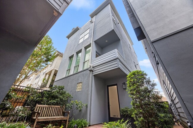 Photo - 1801 Oneil St