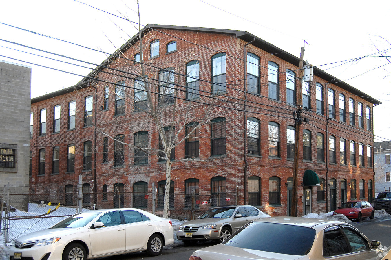 The Hamilton Heights Condominiums - The Hamilton Heights Condominiums