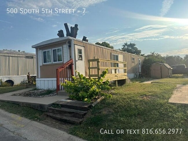 Building Photo - 500 S 5th St Unit 7