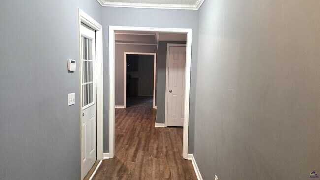 Photo - 126 Rolling Woods Cir