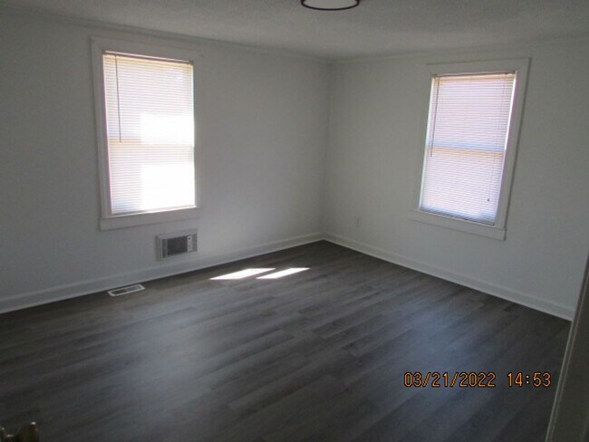 Photo - Lake View, Close to Shaw AFB!