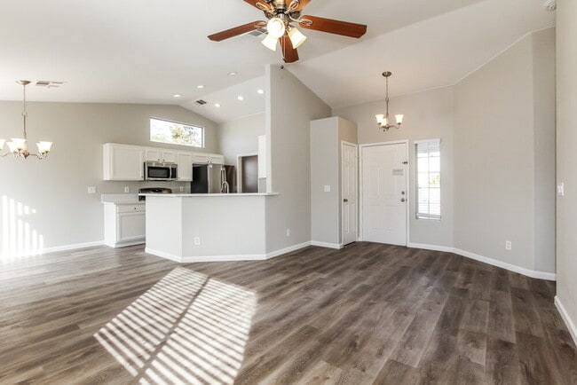 Photo - 615 King Revere Ct