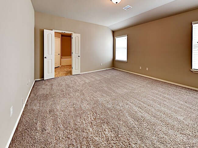 Photo - 13414 E 43rd Pl