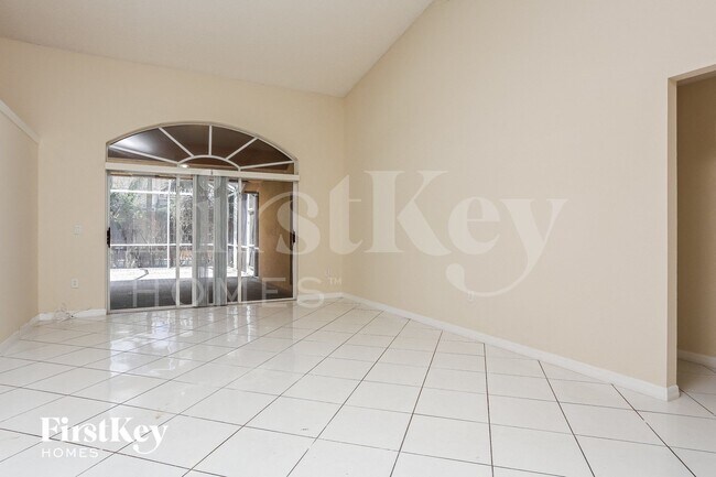 Photo - 19340 NW 8th St