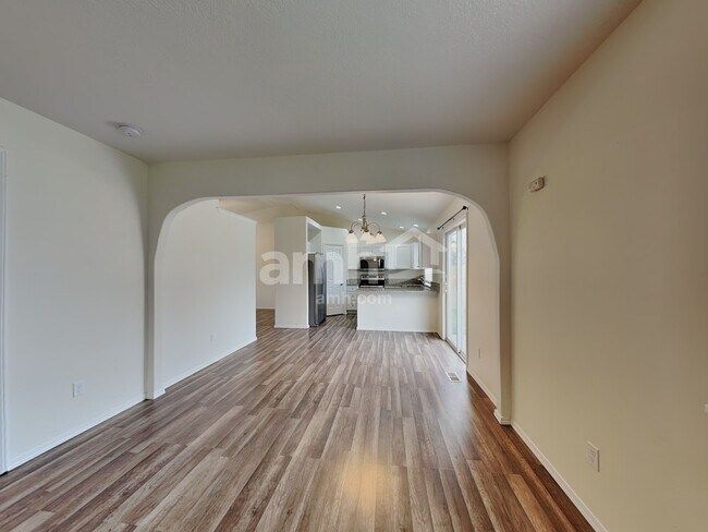 Photo - 16605 Sadie Ave