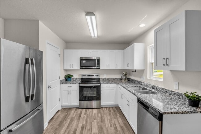 Building Photo - 14132 Harlequin Dr