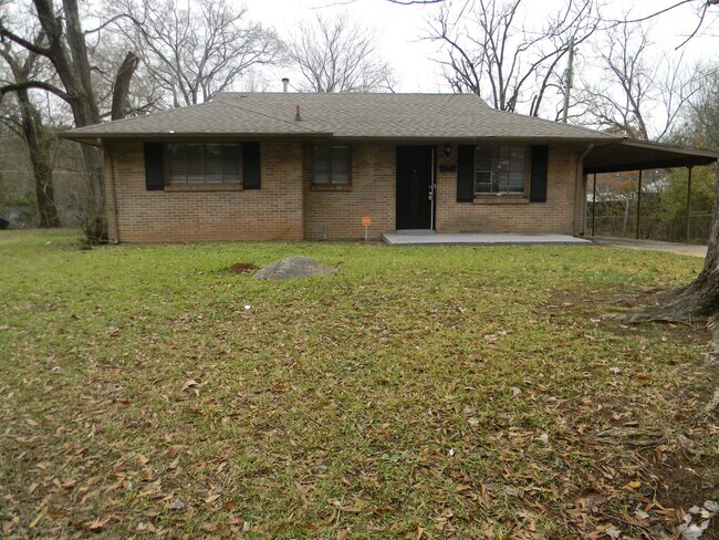 Building Photo - 404 Midway St Rental