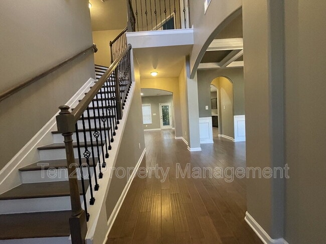 Photo - 236 Cedar Wy