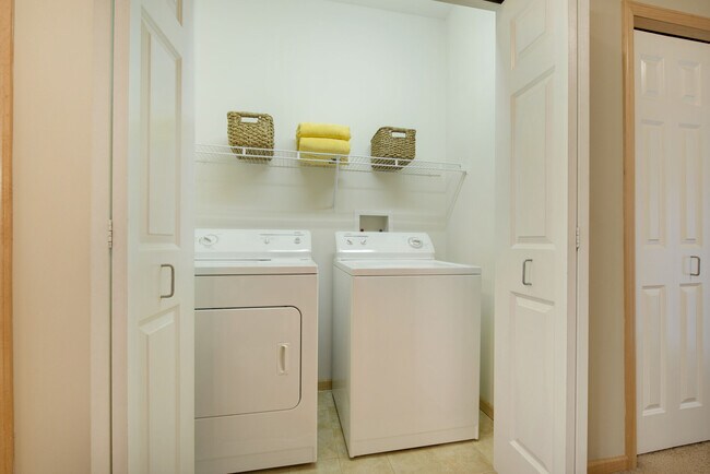 Photo - Regency Hill Apartments