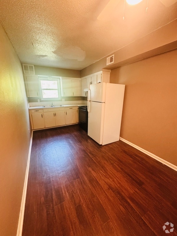 Building Photo - 1413 W Maple Ave Unit 1413L Rental