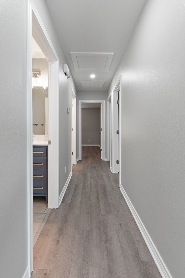 Photo - Travis st Unit 101