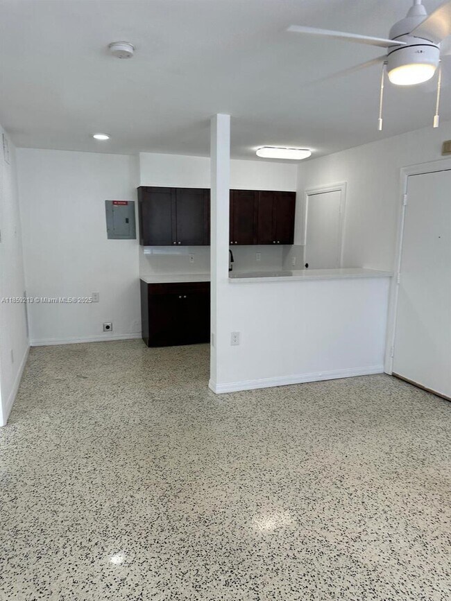 Building Photo - 660 NE 88th Terrace Unit 1 Rental