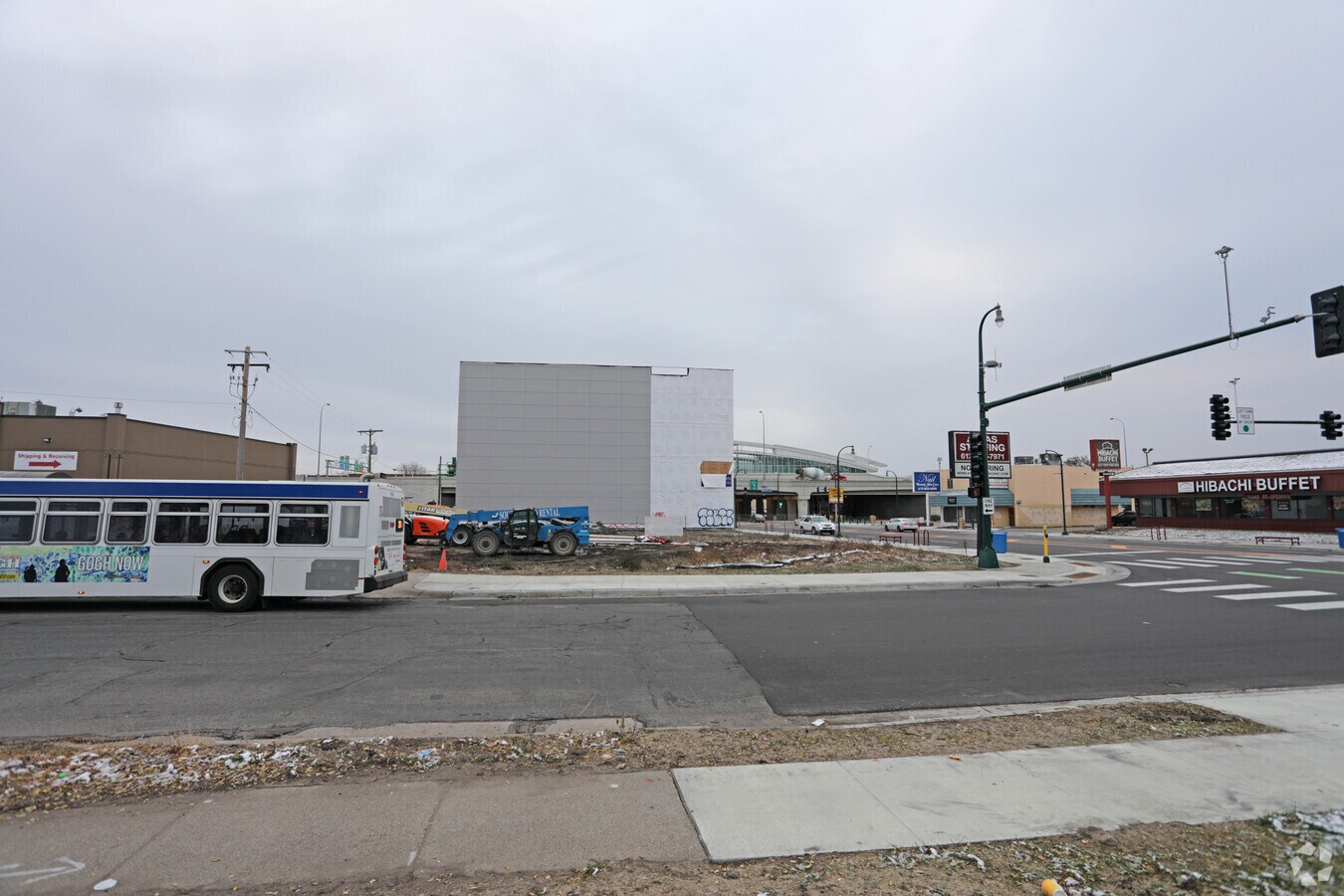 11/15/21 - 112-114 E Lake St