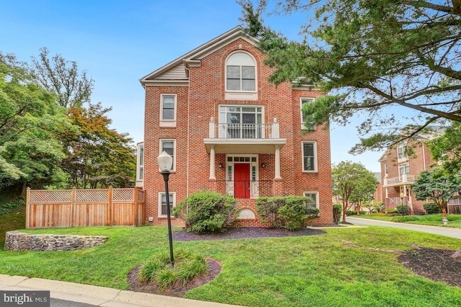 Building Photo - 9700 Whitley Park Pl