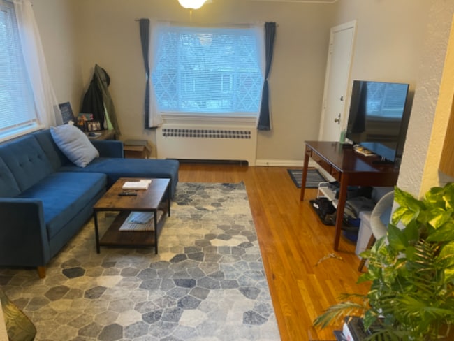 Photo - 3577 Saybrook Ave Unit 3