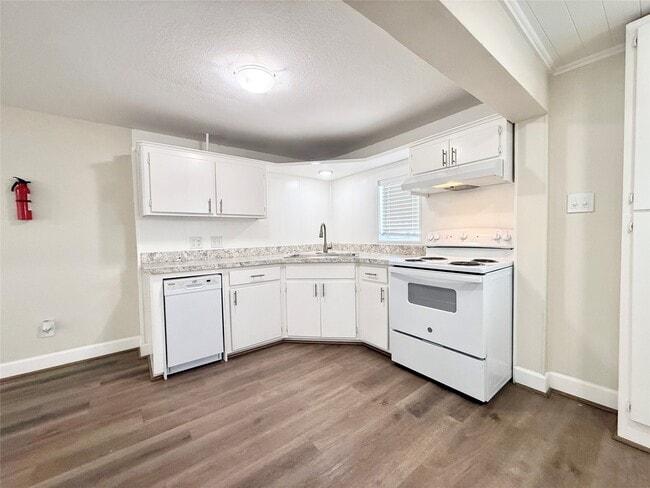 414 Murex St