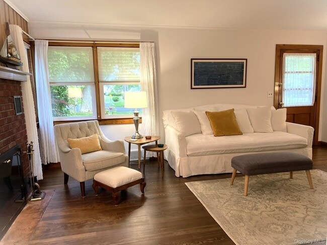 Photo - 105 Krause Rd