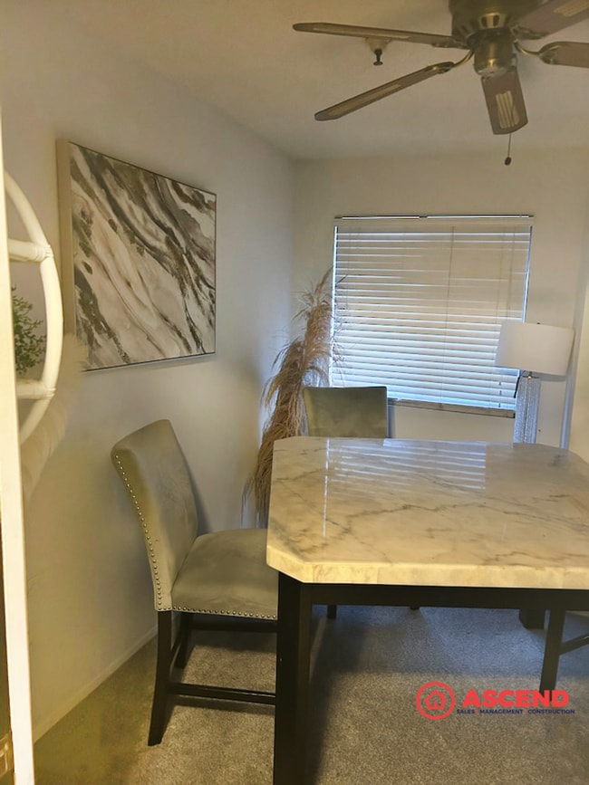 Photo - Charming Townhouse in the Stockdale Area