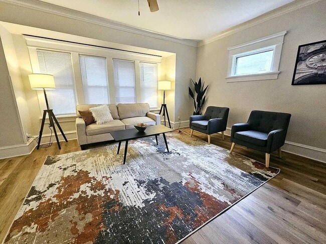 Building Photo - 3811 N Vel R. Phillips Ave