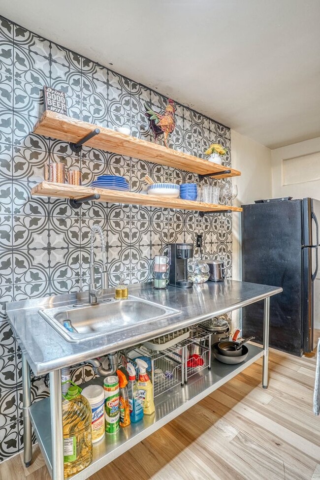 709 N St Vrain St Unit 2