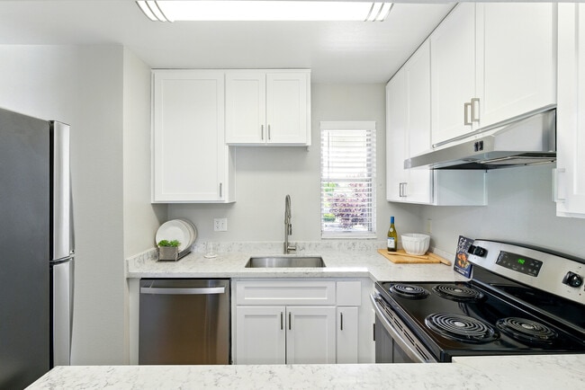 The Grove Luxury Apartments