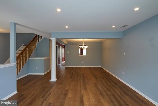 Photo - 3604 N Carriage Ct