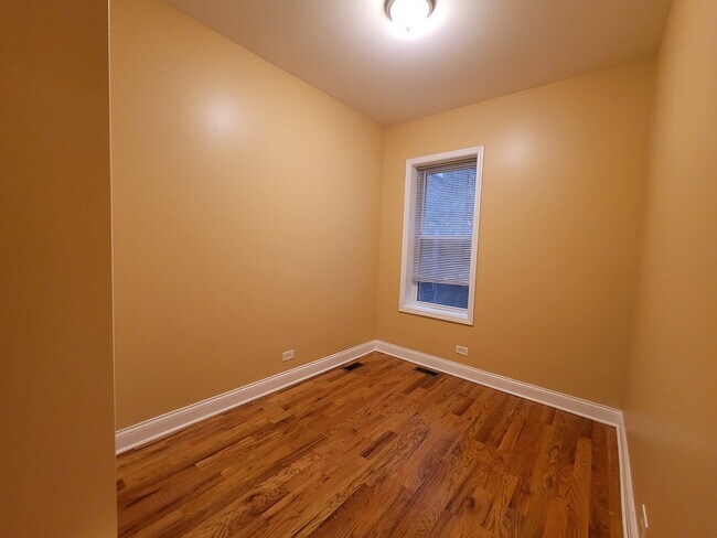 Photo - 718 S Aberdeen St Unit 1R