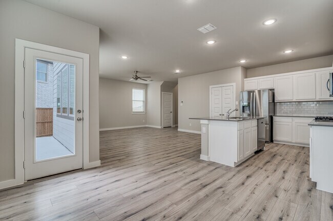 Photo - 2808 Spring Side Dr