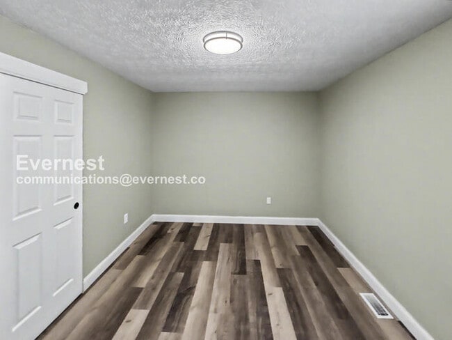 Photo - 144 Marvin Ln