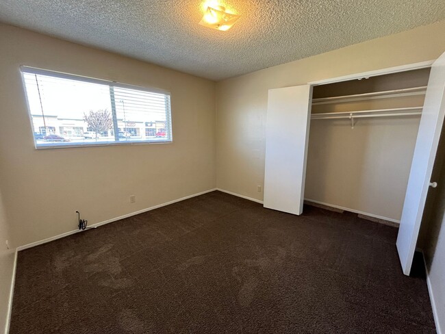 Photo - 1185 W Grand Ave Unit 1187