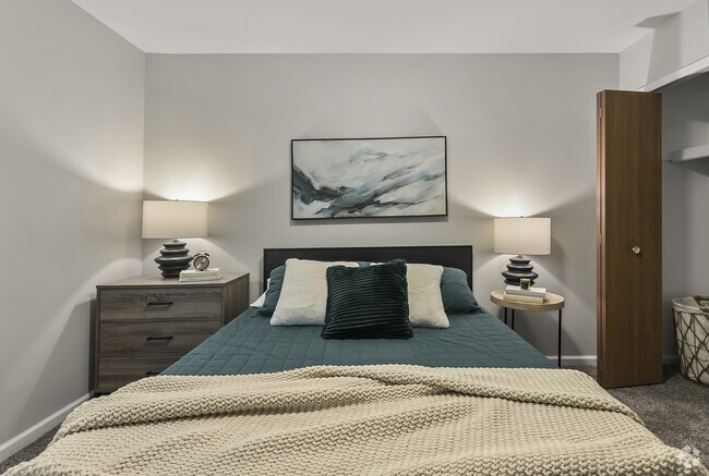 Renovated Bedroom - College Hill Apartments