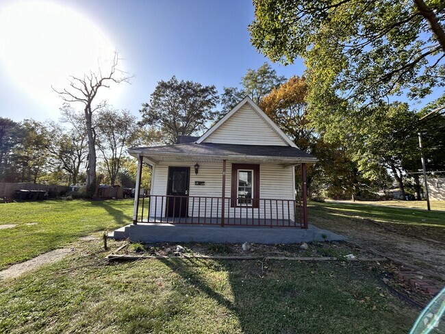 Building Photo - 18 Indiana St Rental