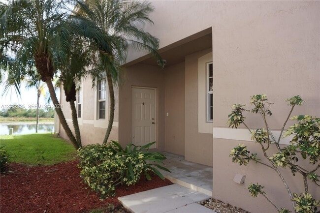 Photo - 1868 Salerno Cir
