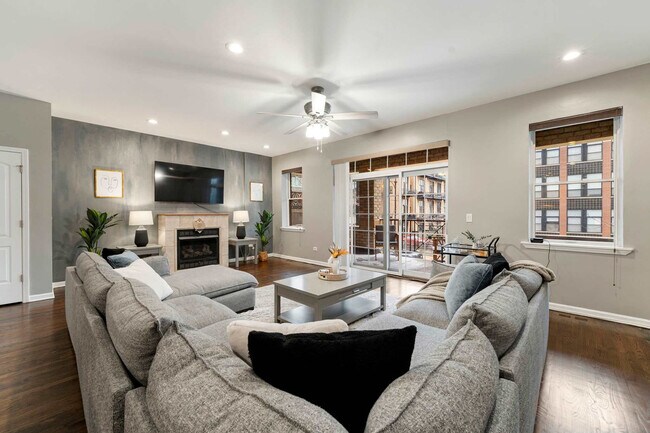 1909 S Michigan Ave Unit SI FL2-ID1244939P