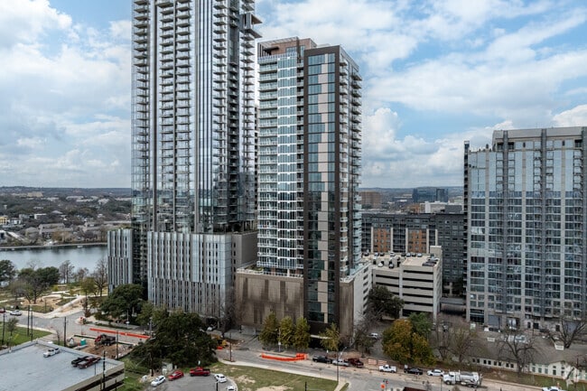 Natiivo Austin - Natiivo Austin Apartments