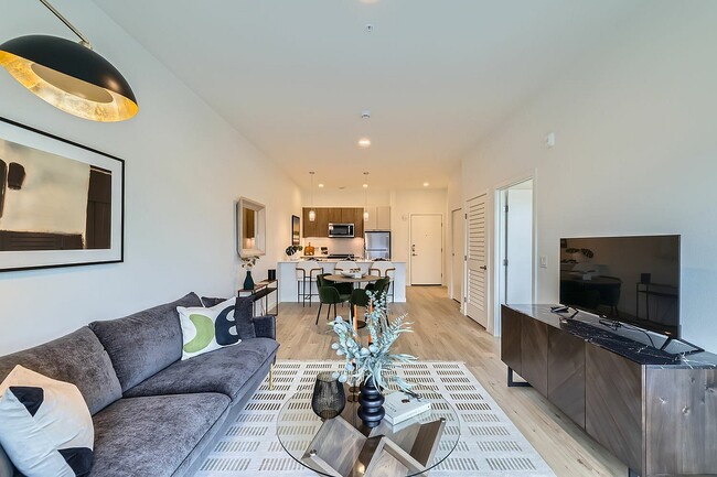 Seamlessly Connected Living & Dining - Knox