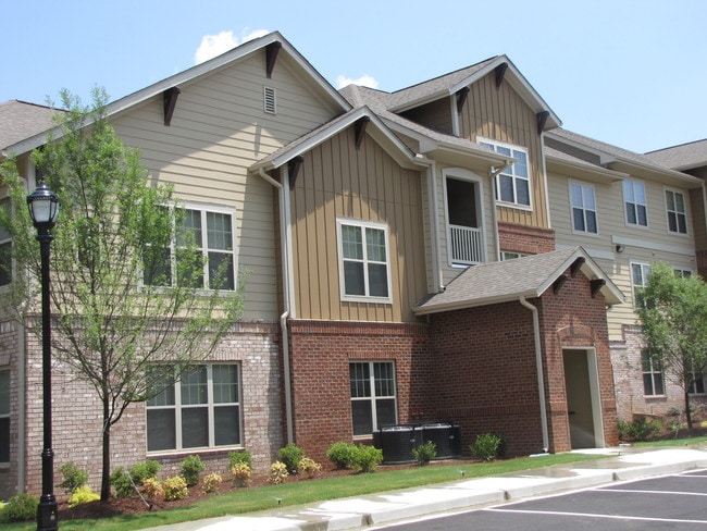 Photo - Columbia at South River Gardens