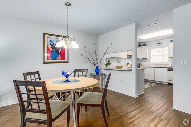 L-1A - 3 BR, 2.5 BA - 1,500SF - Carlton Arms of Ocala