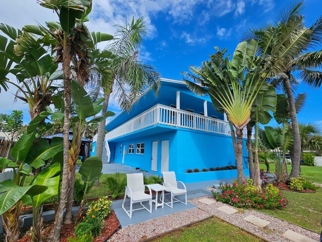 Building Photo - 1115 S Ocean Dr Unit 3 Rental