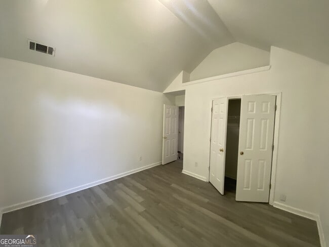 Photo - 2761 Rambling Way