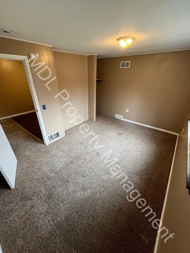 Photo - 206 Harold St Unit B