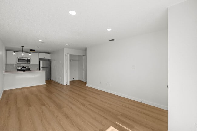 Photo - 2955 SE 53rd Ct Unit A