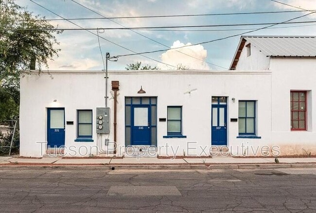 Building Photo - 335 S Convent Ave