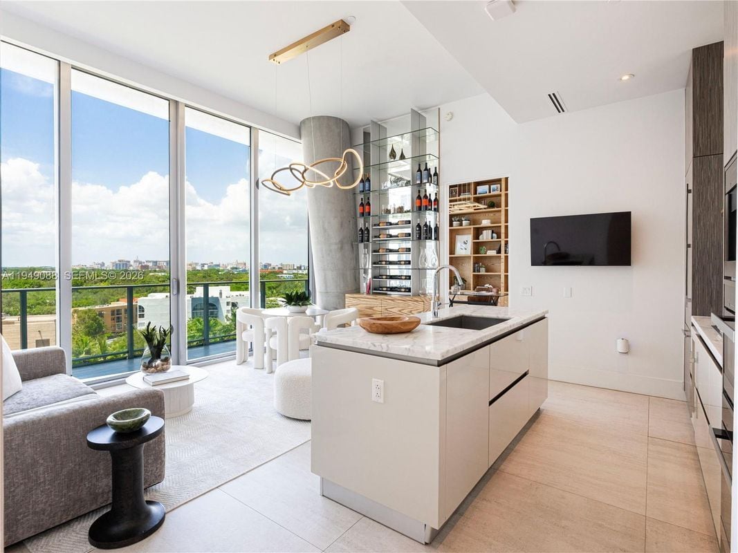 Photo - 2669 S Bayshore Dr