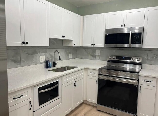 Photo - 7661 18th Way N