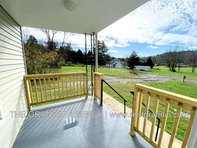 Photo - 8623 Plantation Rd