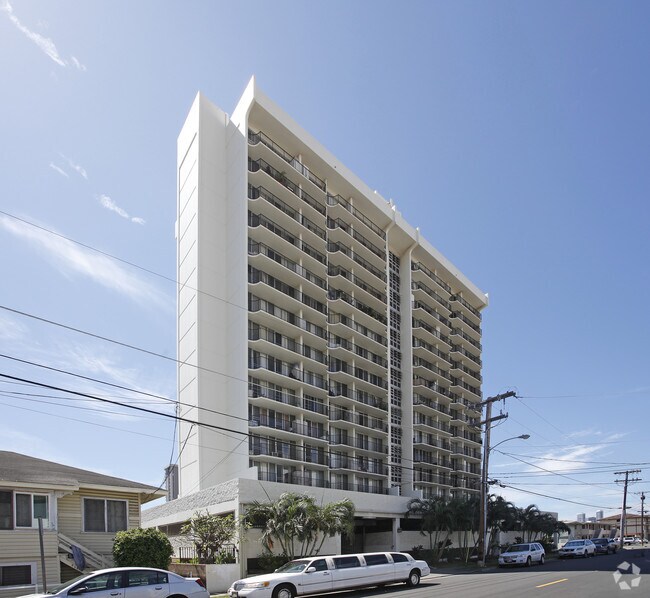 Photo - McCully Villa