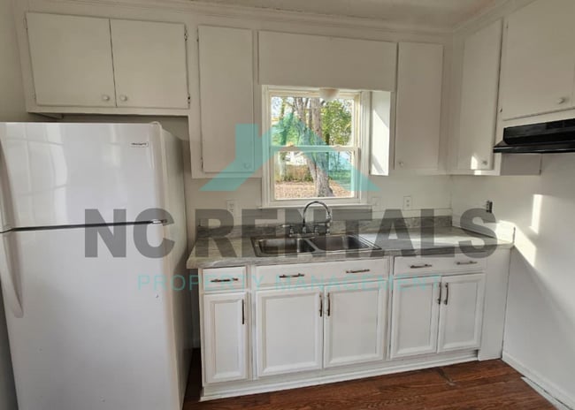 Photo - 332 Park Ave