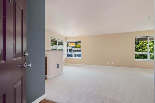 3901 243rd Pl SE